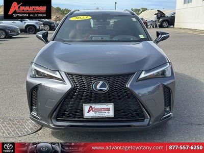 2023 Lexus UX - Photo 2
