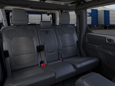 2026 Ford Bronco - Photo 4