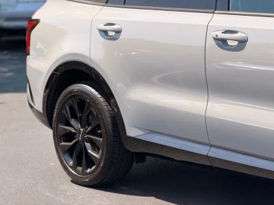 2022 Kia Sorento SX - Photo 9