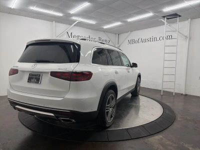 2026 Mercedes-Benz GLS - Photo 7