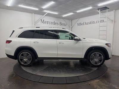 2026 Mercedes-Benz GLS - Photo 8