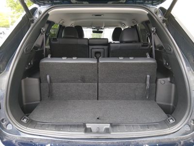 2025 Mitsubishi Outlander - Photo 11