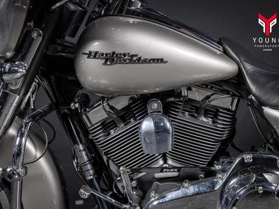 2009 Harley-Davidson FLHX - Street Glide - Photo 10
