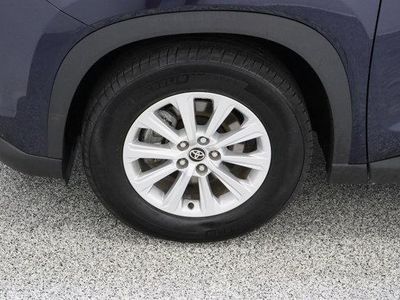 2025 Toyota Grand Highlander FWD — photo 11 view