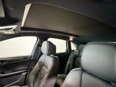 2022 Porsche Macan - Photo 26