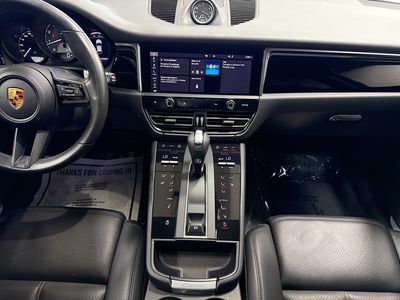 2022 Porsche Macan - Photo 19