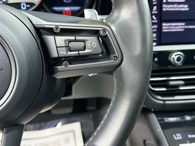 2022 Porsche Macan - Photo 38