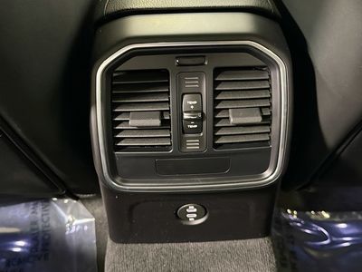 2022 Porsche Macan - Photo 20