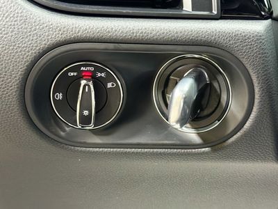 2022 Porsche Macan - Photo 35