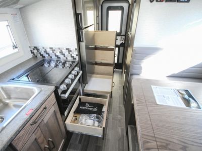 2026 Northern Lite Limited Edition 10-2EXLEDB — photo 11 view
