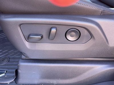 2026 Chevrolet Silverado 1500 — photo 18 view