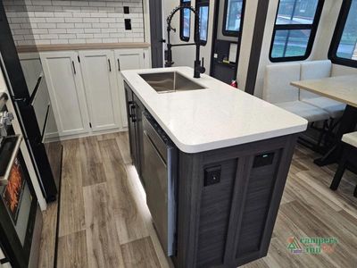 2026 Venture RV SportTrek Touring Edition — photo 13 view