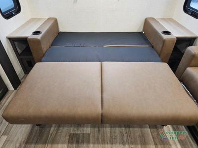 2026 Venture RV SportTrek Touring Edition — photo 46 view