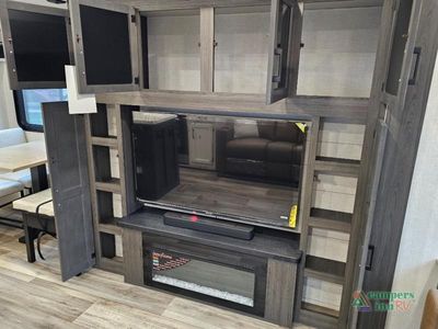 2026 Venture RV SportTrek Touring Edition — photo 48 view