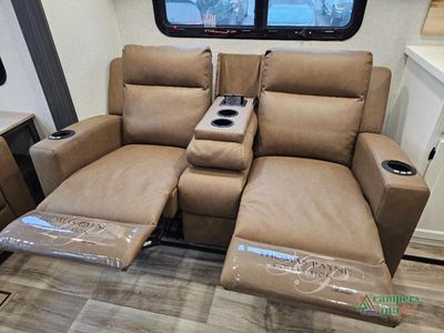 2026 Venture RV SportTrek Touring Edition — photo 42 view