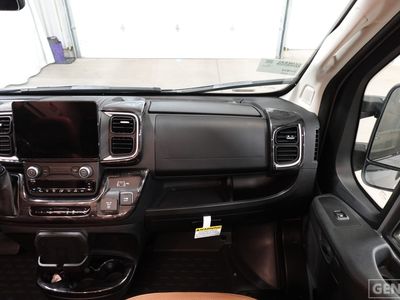 2026 Winnebago TRAVATO - Photo 12