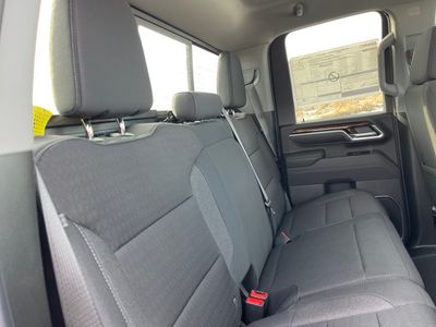 2025 GMC Sierra 2500HD — photo 12 view