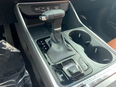 2026 Kia Carnival Hybrid — photo 24 view