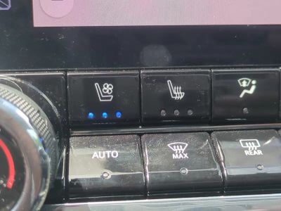 2023 Chevrolet Colorado — photo 24 view