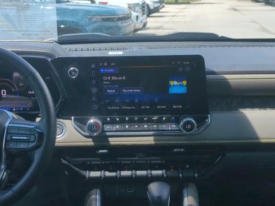 2023 Chevrolet Colorado — photo 18 view