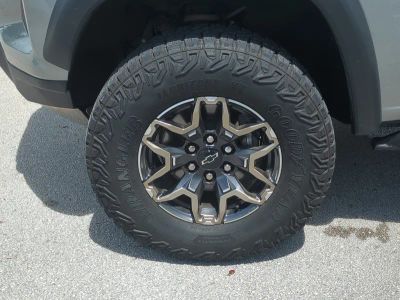 2023 Chevrolet Colorado — photo 11 view