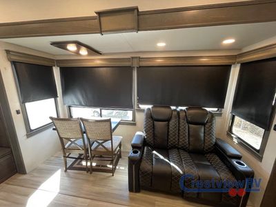 2021 Alliance RV Paradigm - Photo 13