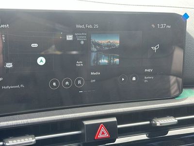 2026 Kia Sportage Plug-In Hybrid — photo 14 view