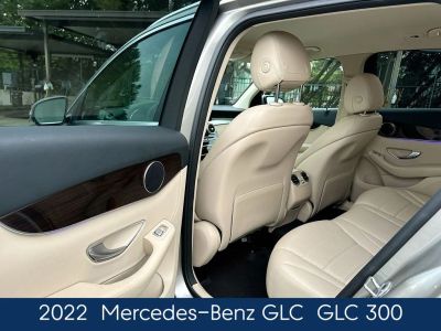 2022 Mercedes-Benz GLC — photo 35 view