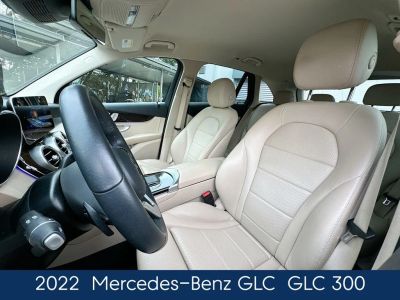 2022 Mercedes-Benz GLC — photo 14 view