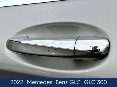 2022 Mercedes-Benz GLC — photo 13 view