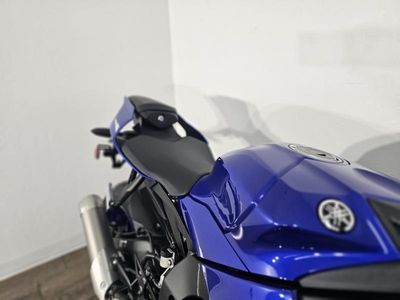 2026 Yamaha YZF-R1 - Photo 13