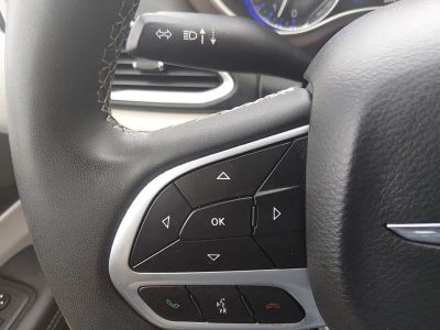 2023 Chrysler Voyager - Photo 13