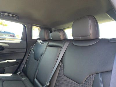 2026 Jeep Compass — photo 7 view