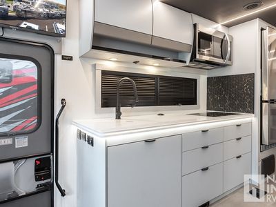 2026 Coachmen Euro - Photo 7