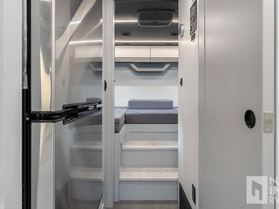 2026 Coachmen Euro - Photo 11
