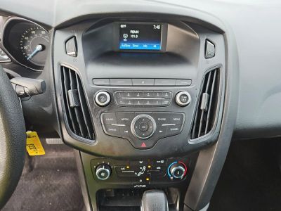 2018 Ford Focus — photo 9 view