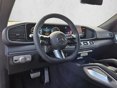 2026 Mercedes-Benz GLS 450 - Photo 2