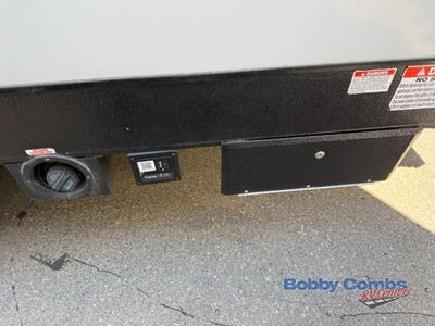 2021 Forest River RV Shockwave - Photo 10