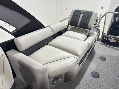 2026 Barletta Lusso L25MA - Photo 35