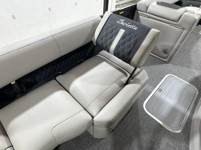 2026 Barletta Lusso L25MA - Photo 32
