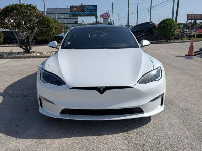 2022 Tesla Model S — detail view