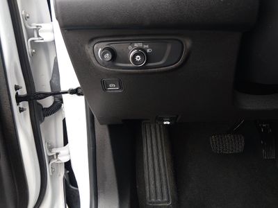 2024 GMC Terrain - Photo 13