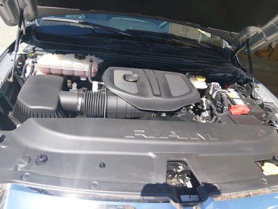 2025 Ram 1500 — photo 9 view