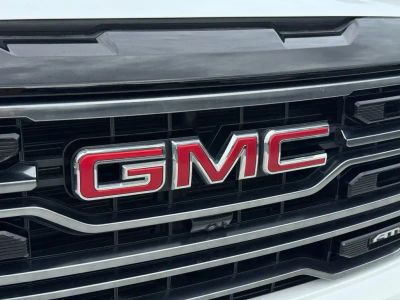 2025 GMC Sierra 1500 - Photo 9