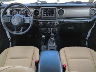 2018 Jeep Wrangler — photo 15 view
