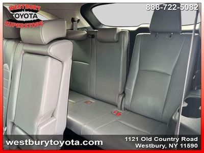 2022 Toyota Highlander - Photo 18
