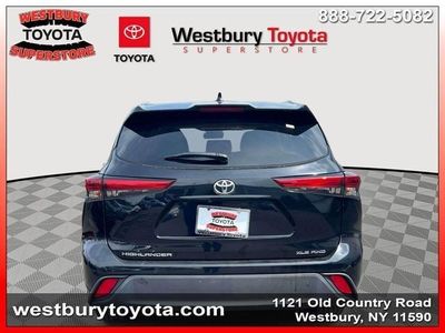 2022 Toyota Highlander - Photo 6