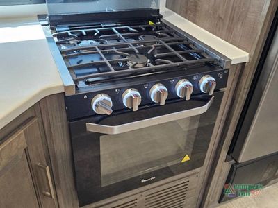 2022 Forest River RV Flagstaff Super Lite - Photo 14