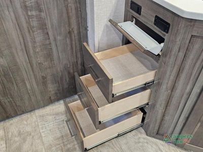 2022 Forest River RV Flagstaff Super Lite - Photo 17
