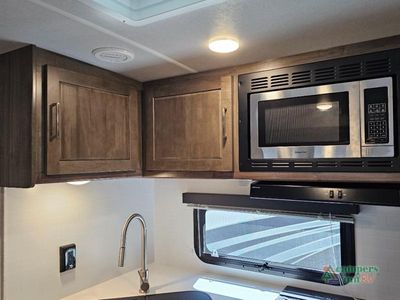 2022 Forest River RV Flagstaff Super Lite - Photo 18